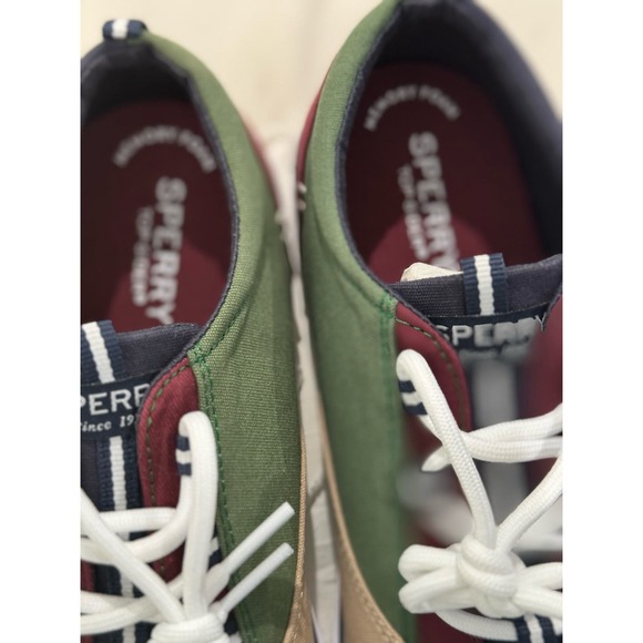 New in Box! Kids Sperry’s - Picture 5 of 6
